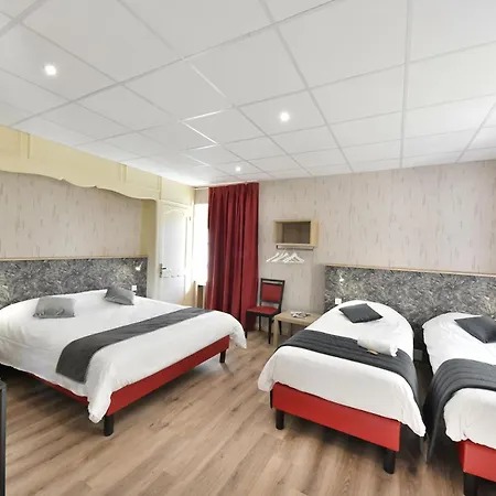 Hotel Les Portes Du Cantal