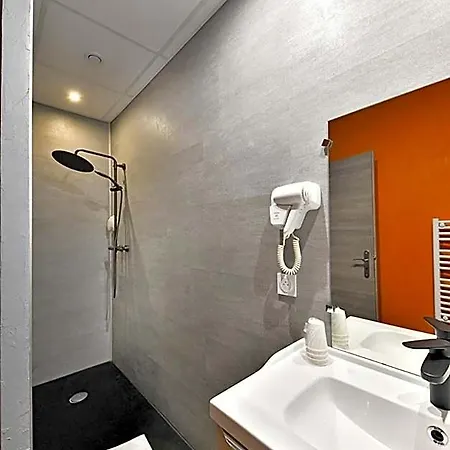 Les Portes Du Cantal Hotell