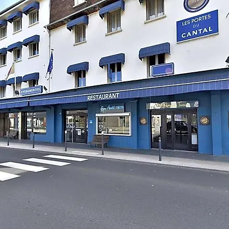 Les Portes Du Cantal