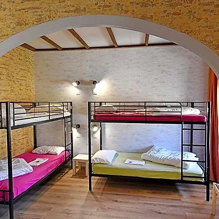 Les Portes Du Cantal Hotell