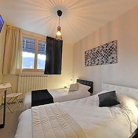 Les Portes Du Cantal Hotell Massiac