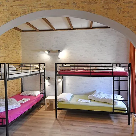 Les Portes Du Cantal Hotel